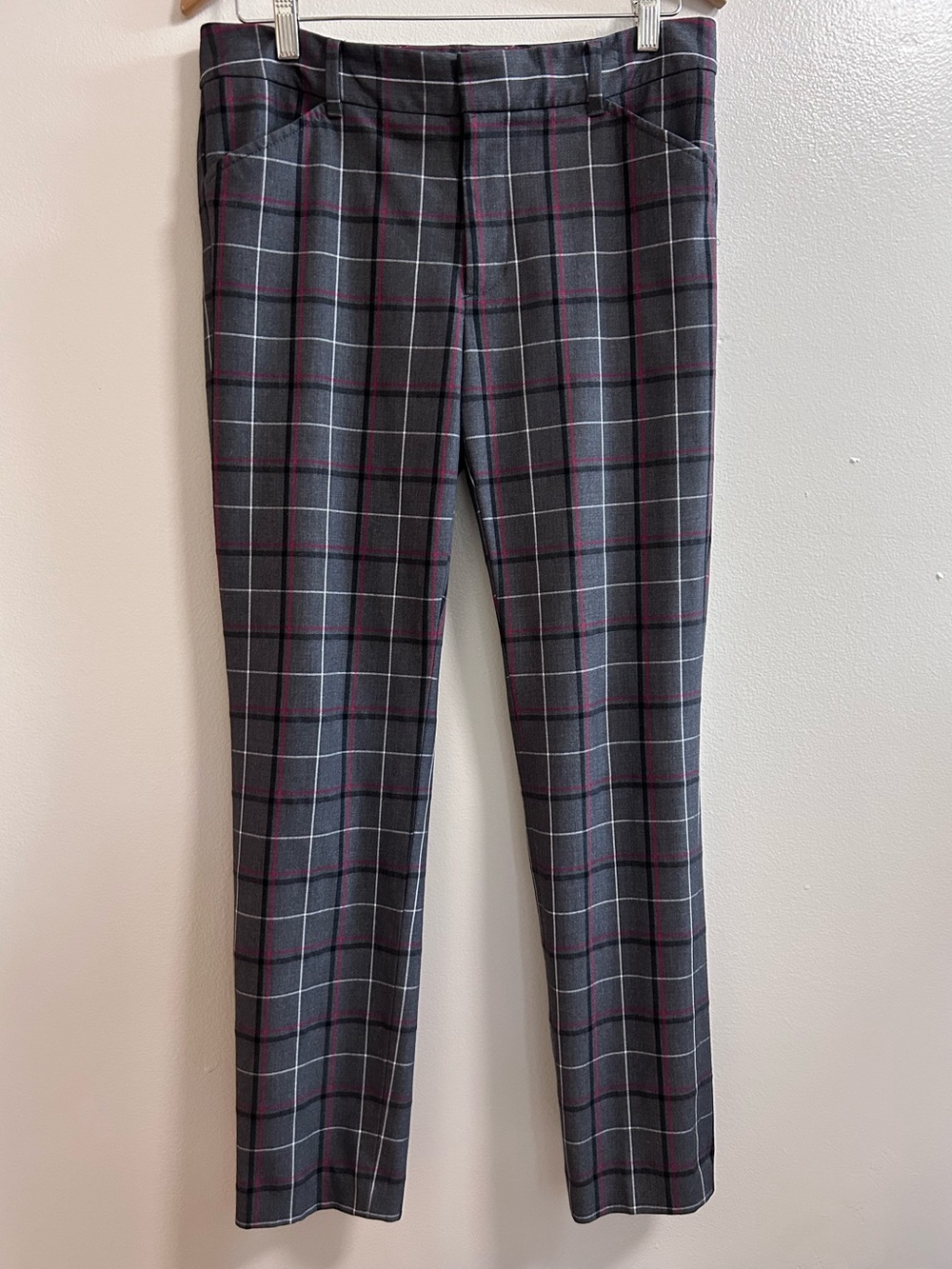 Tommy Hilfiger Plaid Dress Pants Women's Size 6 Grey Burgundy Tartan Academia